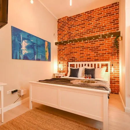Elegant - Urban Escape In Bukarest